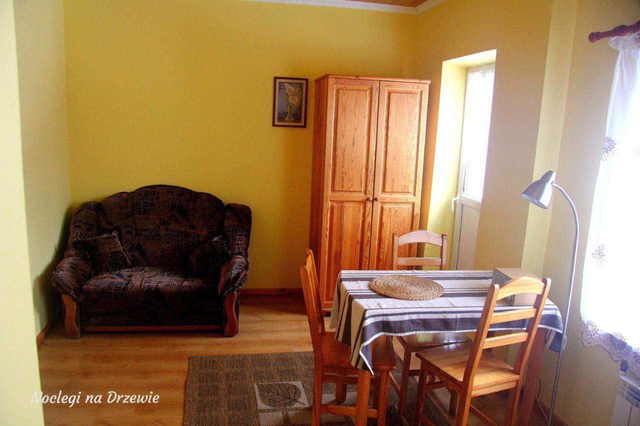 Noclegi Na Drzewie Cisna Exterior photo